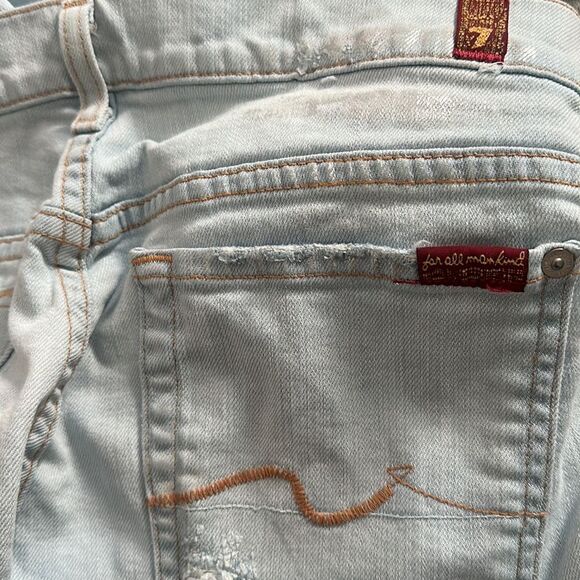 7 For All Mankind Josefina Skinny Boyfriend Lightwash Distressed Jean size 27 - Picture 9 of 11